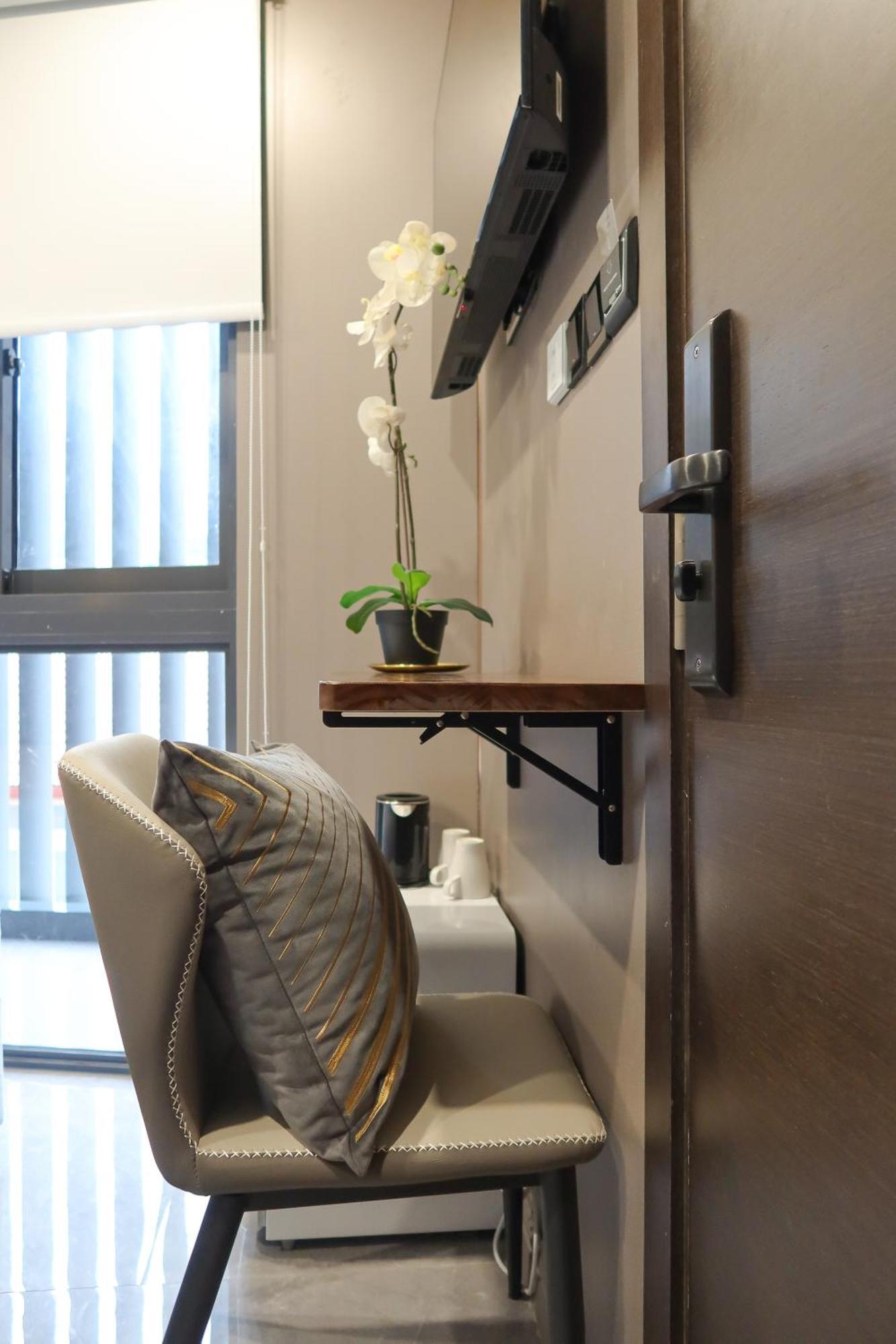 Recharge Studio Apartment & Suites Singapur Pokoj fotografie